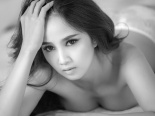Giải đồng Siêu mẫu bán nude táo bạo 