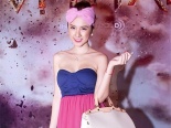 Bỏng mắt với mỹ nhân Việt cùng váy corset