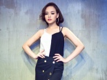 Huỳnh Như Ý quyến rũ với sắc màu đen trắng