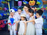 Yến Trang cùng học trò đón trung thu trước giờ lên sóng