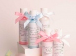 Mẹo làm đẹp mùa thu đông với 7 sản phẩm chăm sóc da em bé 