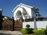 Cận cảnh biệt thự sang trọng của nhà chồng Tăng Thanh Hà
