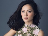 Tình mới Cường Đôla khoe đường cong hoàn hảo với váy áo sexy