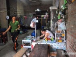 Hà Nội: Biệt thự tiền tỷ làm nơi bán trà đá, thu mua đồng nát
