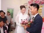 Khoảnh khắc ngọt ngào và hạnh phúc nhất của Kỳ Hân - Mạc Hồng Quân trong ngày trọng đại