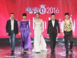 Chi Bảo, Xuân Bắc tranh cãi về hành động rơi nước mắt của thí sinh HHVN