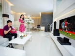 'Lác mắt' với độ xa hoa trong biệt thự 22 tỷ của cặp đôi Công Vinh Thủy Tiên
