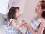 Người cha bí ẩn với gia thế khủng của 2 nhóc con thiên thần nhà Elly Trần