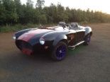 Biến ô tô nát 70 triệu thành siêu xe Shelby Cobra kinh điển