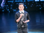 Đàm Vĩnh Hưng dựng tượng sáp chính mình trong 'siêu show' 12 tỷ