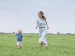 Bố mẹ cùng chọn sữa cho con: Có khó không?
