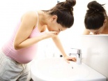 Những biểu hiện ốm nghén nguy hiểm bà bầu cần biết kẻo ‘mất con’