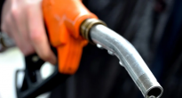 https://taxivietgiare.com/pha-nham-xang-vao-dau-diesel-canh-bao-nguy-co-nguy-co-mat-an-toan-nhien-lieu-va-hu-hong-dong-co-d242048.html