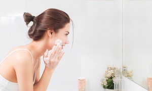 Tiêu hủy lô sữa rửa mặt Nhật Việt Cosmetics do vi phạm chỉ tiêu chất lượng