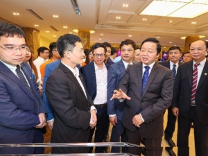 Khai thác 'mỏ vàng' tài nguyên số để thúc đẩy tăng trưởng Sòng Bài Trực Tuyến 13Win.com