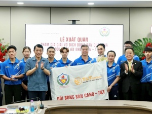 Giá trị của lòng nhân ái trong câu chuyện bầu Hiển và Lê Đình Đức