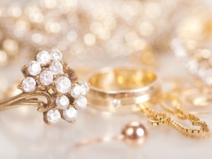 Trung Quốc nâng cấp tiêu chuẩn an toàn trang sức, siết chặt kiểm soát hóa chất độc hại