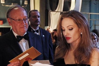 Những khoảnh khắc ấn tượng Oscar 2012