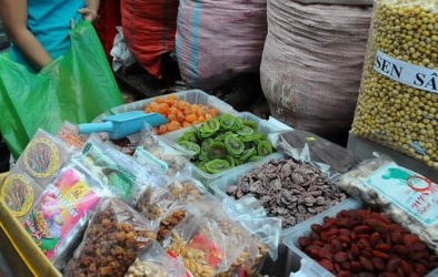 Hà Nội:  Bỏ ngỏ chất lượng ô mai?