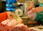 Phân phối đứt đoạn, đẩy giá lên... trời