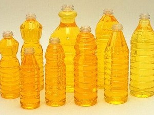 Phát hiện một cơ sở sản xuất bột ngọt và dầu ăn giả