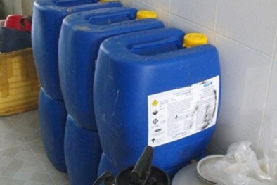 Vi cá mập nghi bị tẩy trắng bằng oxy già