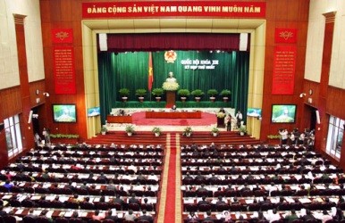 Cử tri yêu cầu xử lý nghiêm tham nhũng