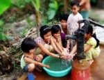 "Nhịn" cả nước sạch để xây mộ tiền tỷ