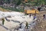 Sập thủy điện Đăk Mek 3: "Hô biến" đất, cát thành bê tông