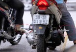 Dừng xe trên 4 giây nên tắt máy