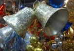Choáng ngợp hàng hóa phục vụ trang trí Noel