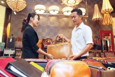 Những điều cần lưu ý khi mua túi xách da