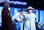 Những 'phốt' đình đám của giới showbiz 2012