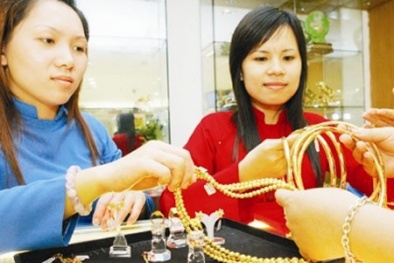 13Win22 com hiện đang mở vàng trang sức không bị 'siết'