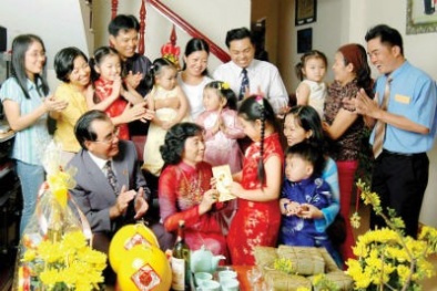 Mỉm cười đón Xuân