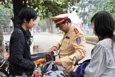 Lùi thời hạn phạt xe không chính chủ