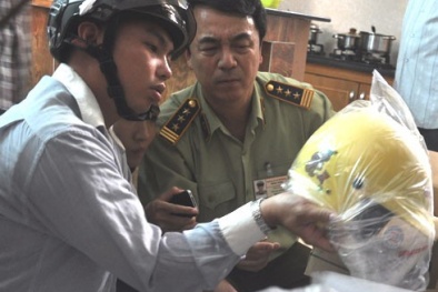 Niêm phong hàng nghìn mũ bảo hiểm hết hạn chứng nhận hợp chuẩn