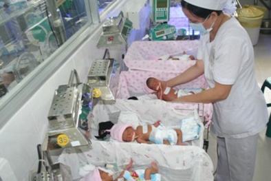 Sinh 5, thành tích hay thất bại của y học?