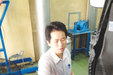 Tiến sĩ trẻ sáng chế xe máy chạy bằng gas