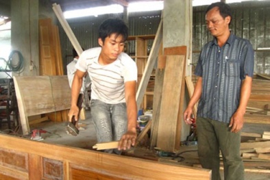 Ông chủ xưởng gỗ bạc tỷ từ 300.000 đồng