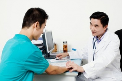 Bộ trưởng Vũ Đức Đam: Không để xảy ra tiêm vắc xin chết người
