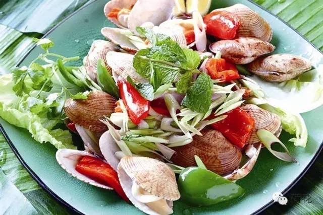 Cai thuốc lá bằng "cây nhà lá vườn"