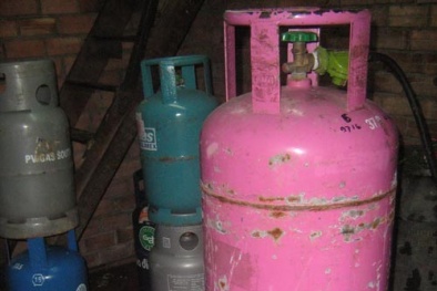 Vì sao chưa ngăn được gas lậu?