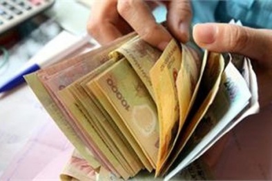 Bác bỏ đề xuất giảm lương của Bộ Tài chính 
