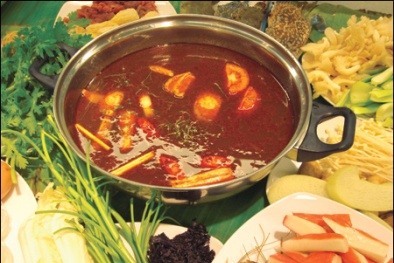 Lẩu ngon nhờ hóa chất lạ