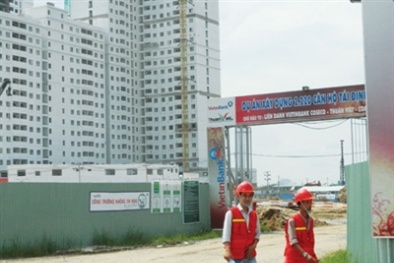 Cục nợ nhà tái định cư