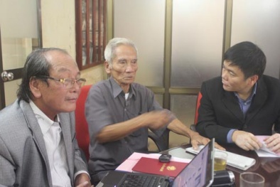 Đời Nén trôi đi trong lao tù...