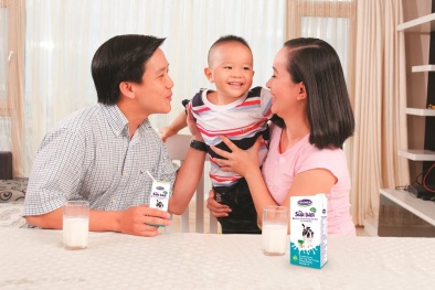 Sữa tươi bổ sung 'vitamin mặt trời' giúp xương chắc khỏe