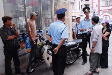 Tại sao lại phân biệt người giàu với người nghèo?