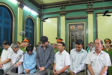 Cán bộ và công an bảo kê đường dây 'chạy' hồi gia!